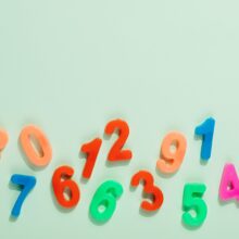 Imparare le tabelline con il gioco, il metodo Montessori e la ruota Waldorf